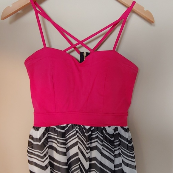 Charlotte Russe Strappy Midi High-Low - Picture 2 of 6